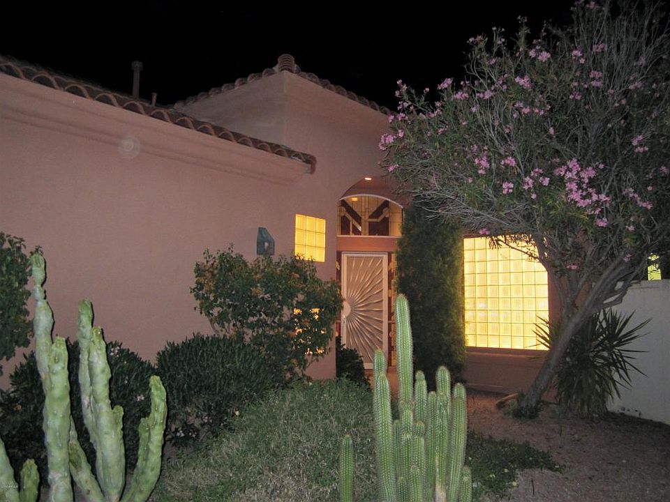 1st image of 9476 N 115th Pl