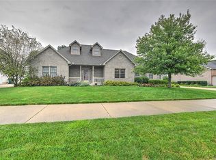 524 Greenbrier Ln, Forsyth, IL