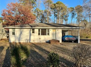 1010 Wolf Trap Rd, Yorktown, VA 23692