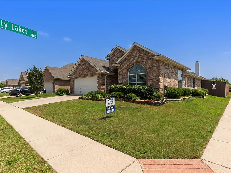 8244 Edgepoint Trl