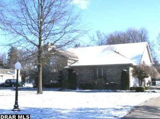 27105 Bryan Blvd, New Boston, MI 48164
