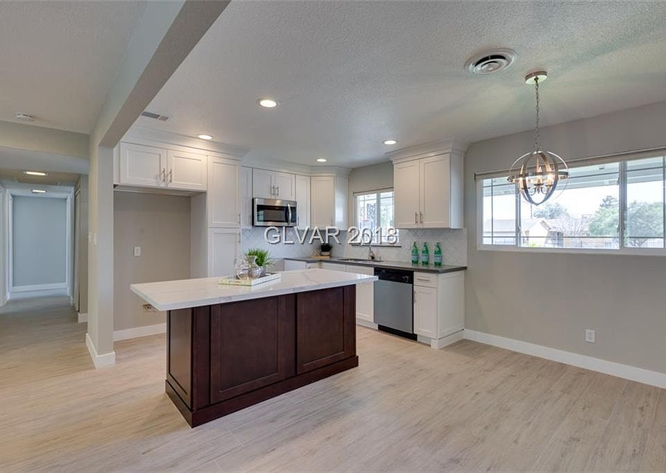 1st image of 3908 El Jardin Ave