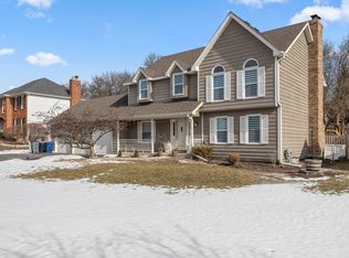 601 Greens View Dr, Algonquin, IL