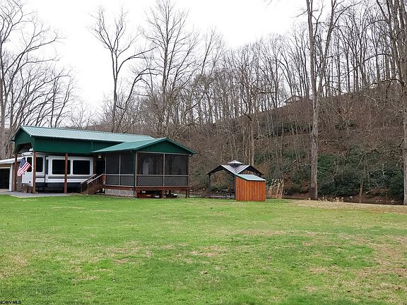 3rd image of 109 Palmer Dr