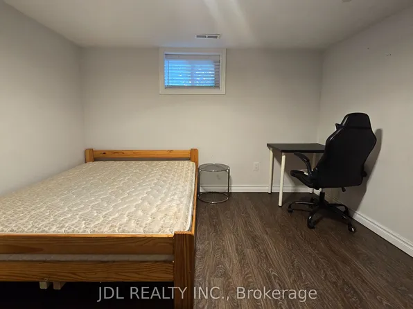 68 Meadowview Ave Basement B, Markham, ON L3T 1K7