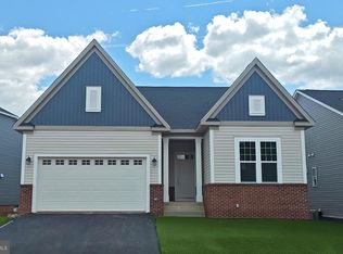 9285 Crestview Ridge Dr, Bristow, VA 20136