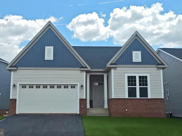 9285 Crestview Ridge Dr, Bristow, VA 20136