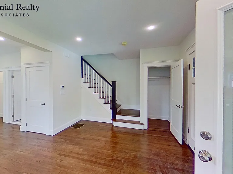 36 Grant Pl — Photo 7
