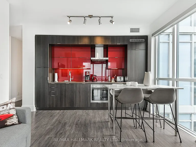 300 Front St W #2712 — Photo 13