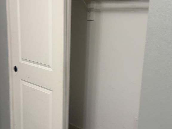 5th image of 6826-6828 SE Woodstock Blvd