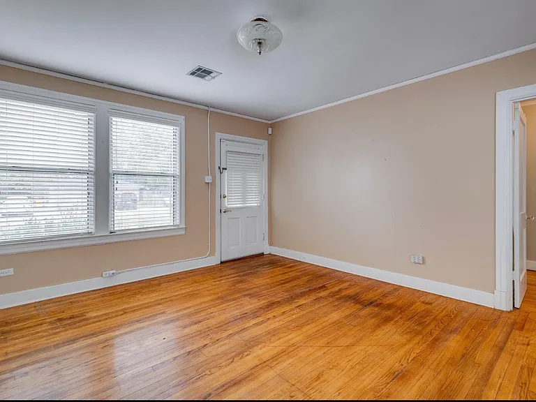 1009 N 8th St — Photo 3