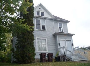410 1/2 Warren St, Mankato, MN 56001