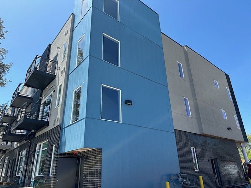Building Photo 5
