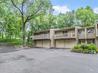 13404 Oakland Dr, Burnsville, MN 55337
