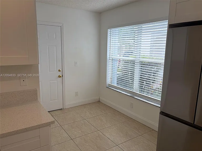 9020 Lake Park Cir N — Photo 9