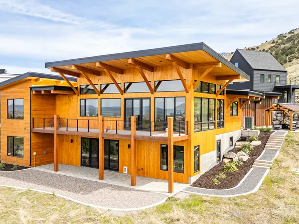 1355 Cedarwood Ln, Logan, UT 84341