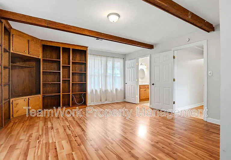 4467 Donwood Cir — Photo 10