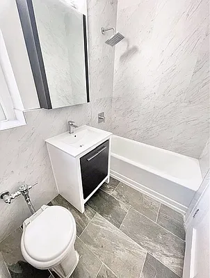 Rented by Bohemia Realty Group | media 10