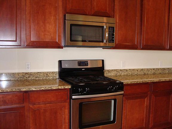 2nd image of 355 Peters Creek Dr