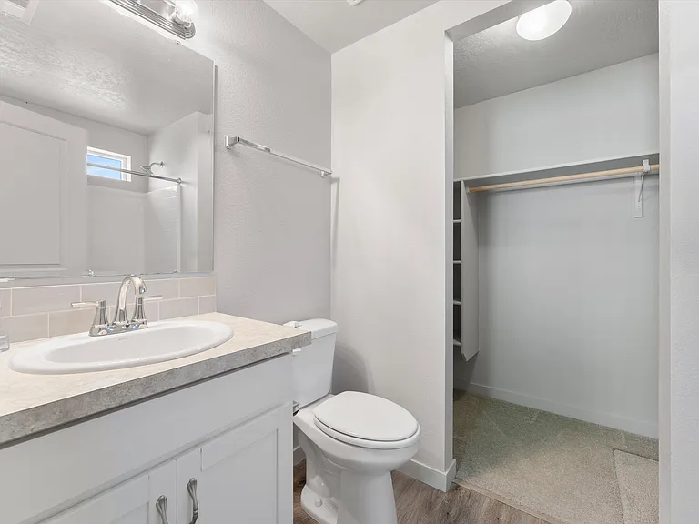 15090 N Bonelli Ave — Photo 11