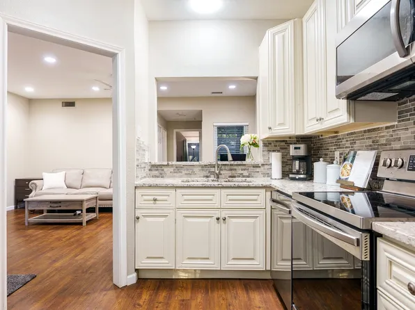 14277 Preston Rd APT 316, Dallas, TX 75254