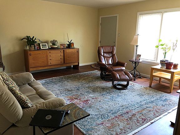 4th image of 395 Mendocino Dr
