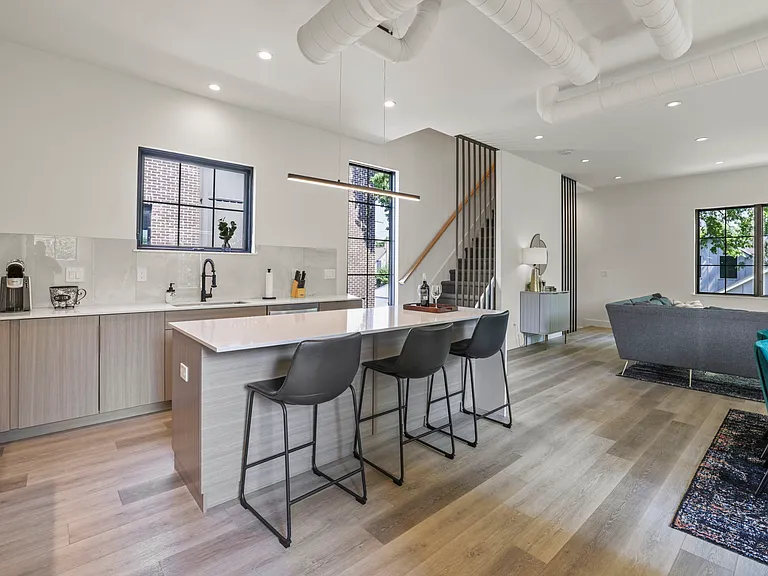 464 South Ln — Photo 26