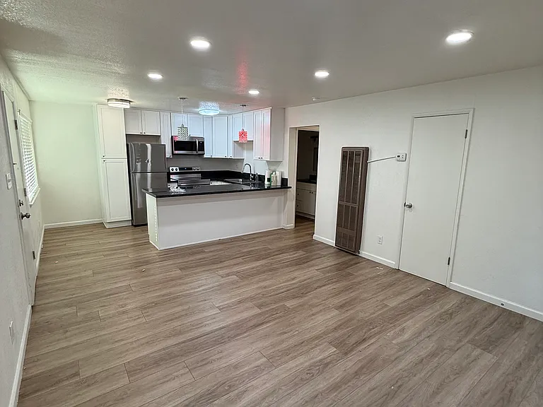 10612 Fair Oaks Blvd #20 — Photo 1