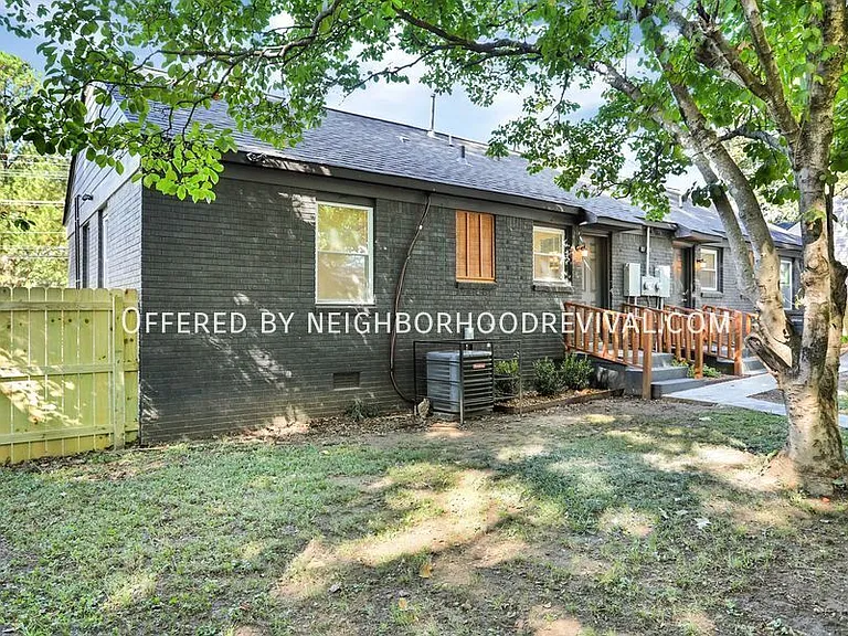140 S Holmes St — Photo 4