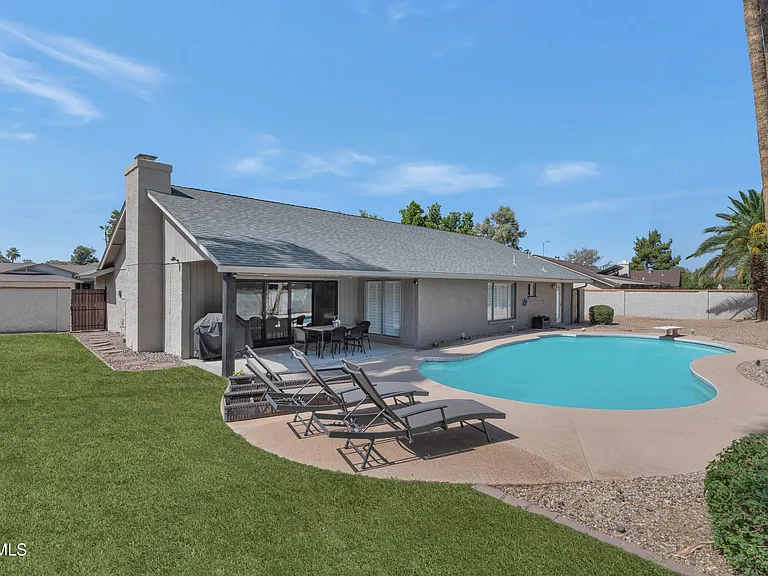 8108 E Morgan Trl — Photo 32