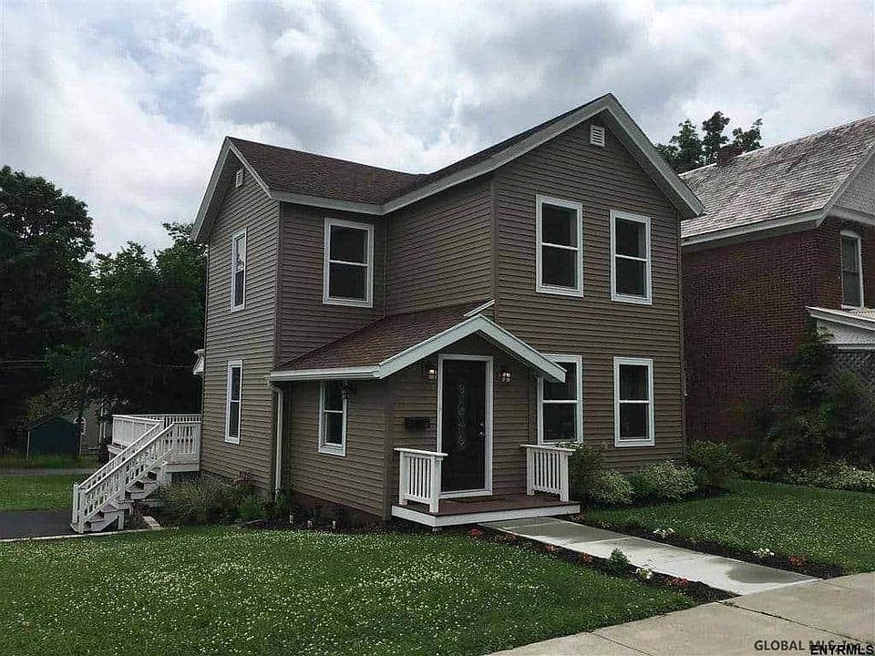 1st image of 108 Green St