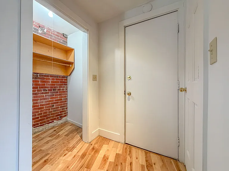 578 Congress St #3 — Photo 7