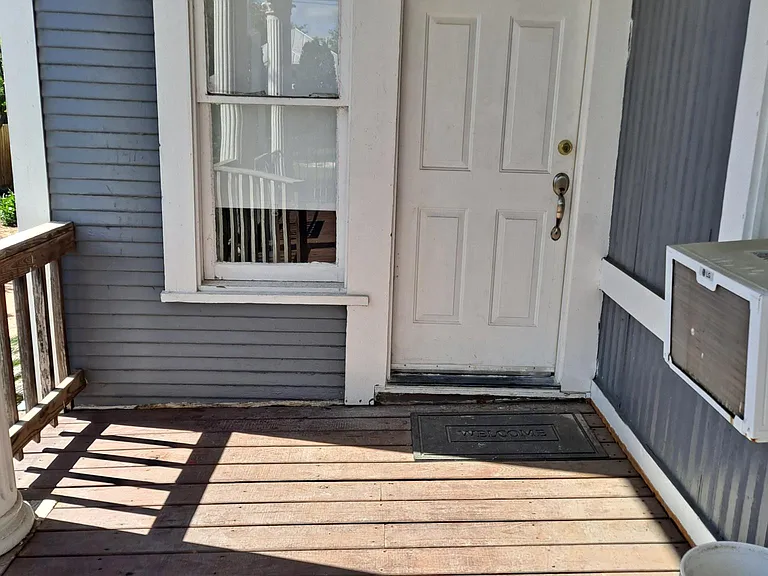 244 Princeton Ave #3 — Photo 5
