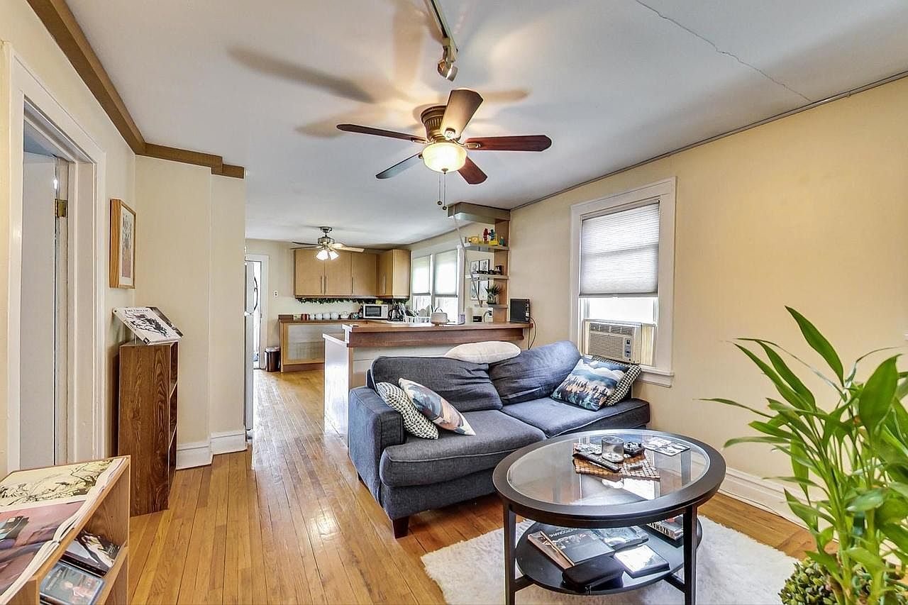 1451 N Oakley Blvd Chicago, IL, 60622 - Apartments for Rent | Zillow