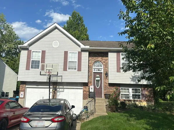 4238 Pleasant Acres Dr, Batavia, OH 45103