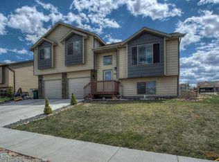 6687 Cambridge Pl, Summerset, SD 57718