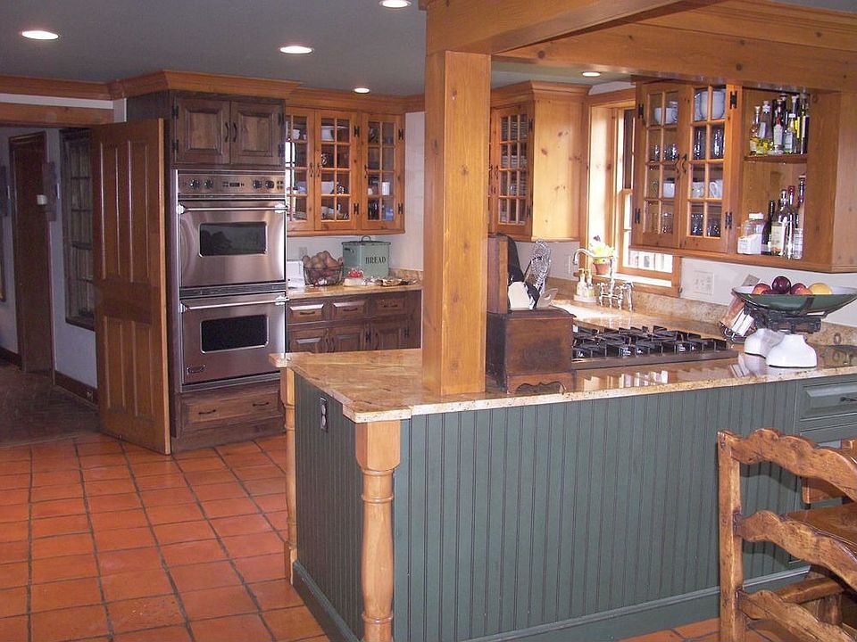 192 Knickerbocker Rd, Pittsford, NY 14534 Zillow