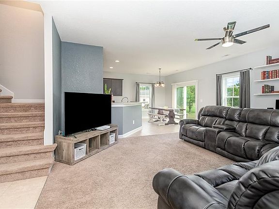 4th image of 111 Brumsey Landing Dr