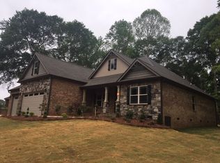 407 N Pond View Dr, Duncan, SC 29334
