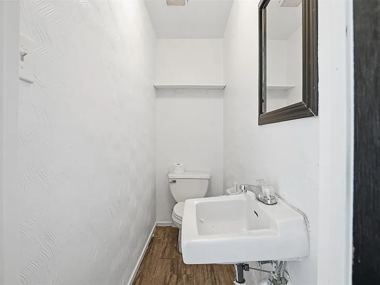 612 Sunset Ln — Photo 7