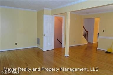 4th image of 109 Stafford Mews Ln