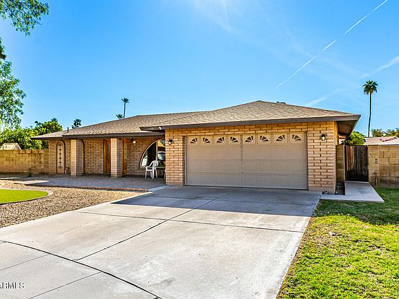 4th image of 1123 E Julie Drive