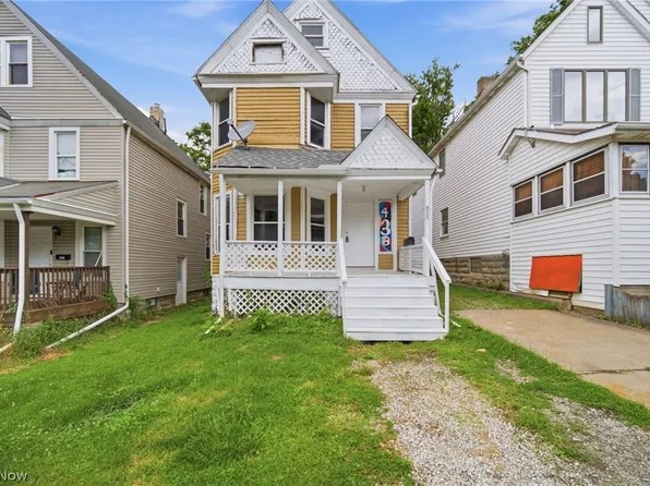 433 3rd St, Elyria, OH 44035