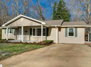 204 Hollingsworth Dr, Easley, SC 29640