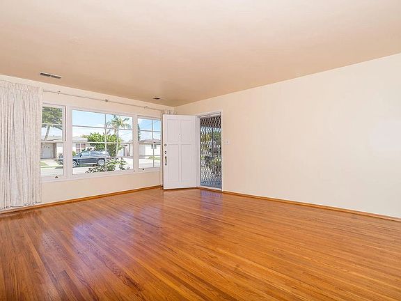 3rd image of 4988 63rd St