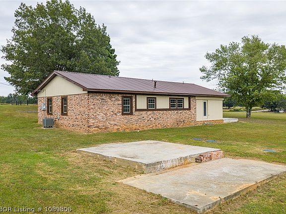 5th image of 9643 Wire Rd