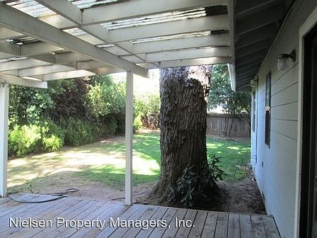 1st image of 2428 Loma Vista Dr