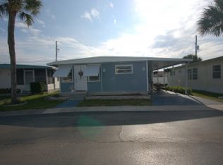 135 Redwood Ln N, Largo, FL 33770