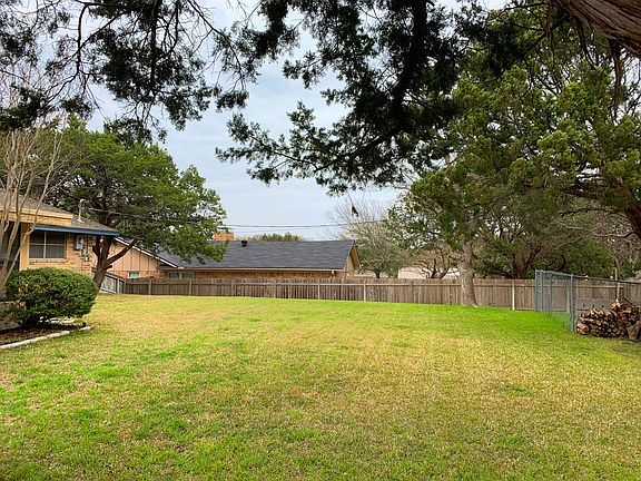 3rd image of 9901 Sandalwood Dr