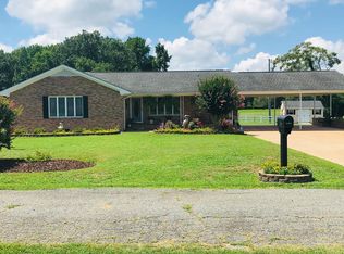 150 Pine Dr, White Stone, VA 22578